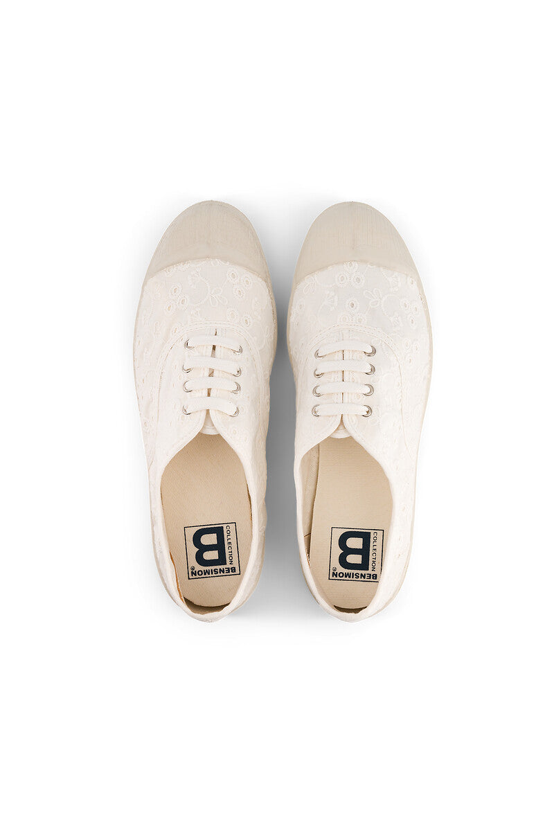Tennis Lacet Broderie Anglaise