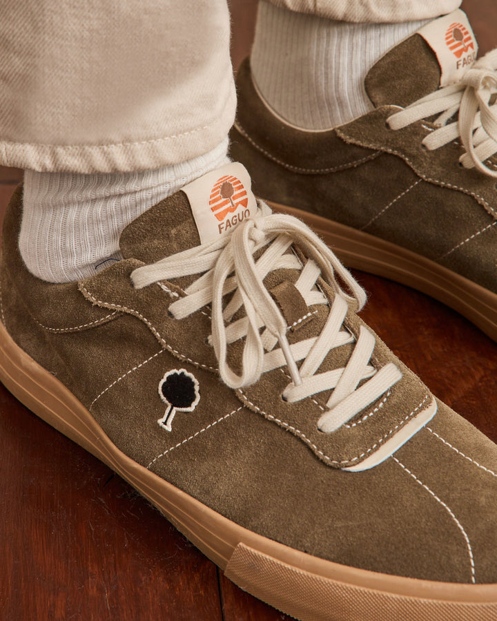 Nashi Tennis Suède Kaki